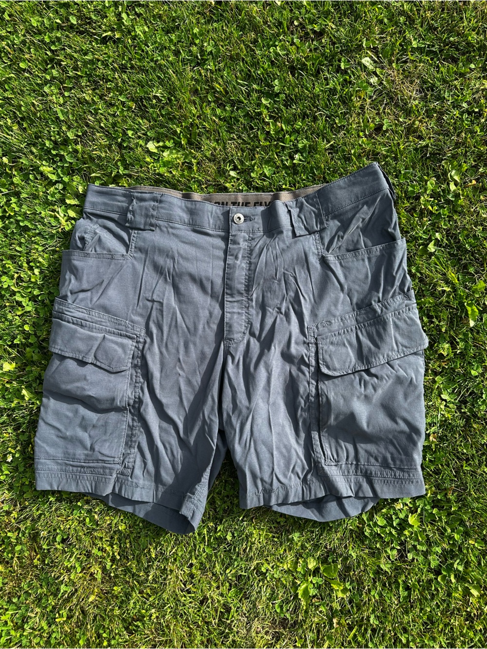 Duluth Trading Co Gray Men's Cargo Shorts